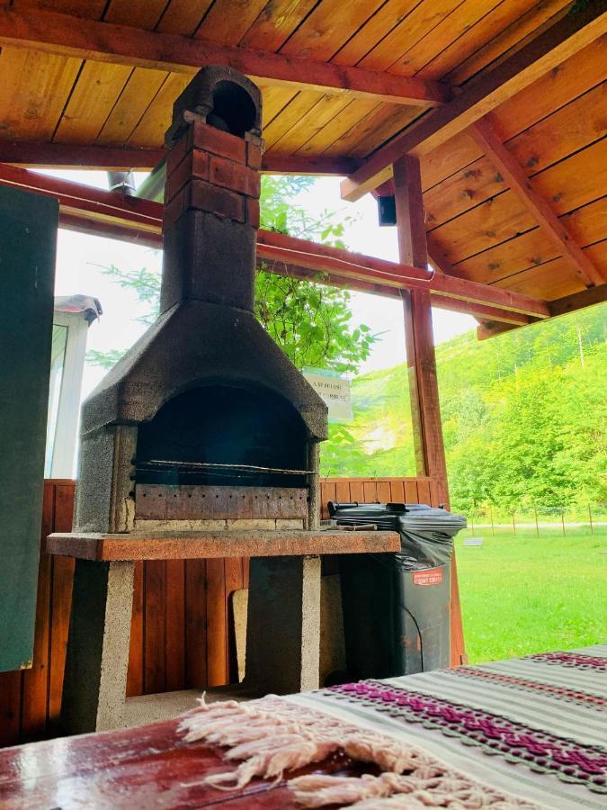 Pensiunea Pastravul Hotel Cartisoara Luaran gambar